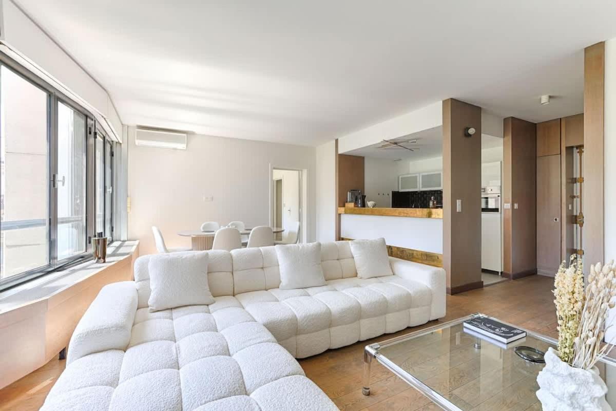 16e Prestige & Charme Parigi